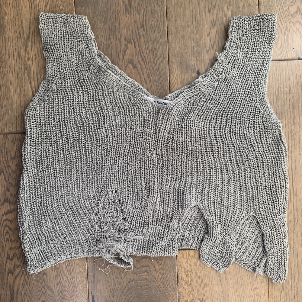 Gray distressed knitted tank